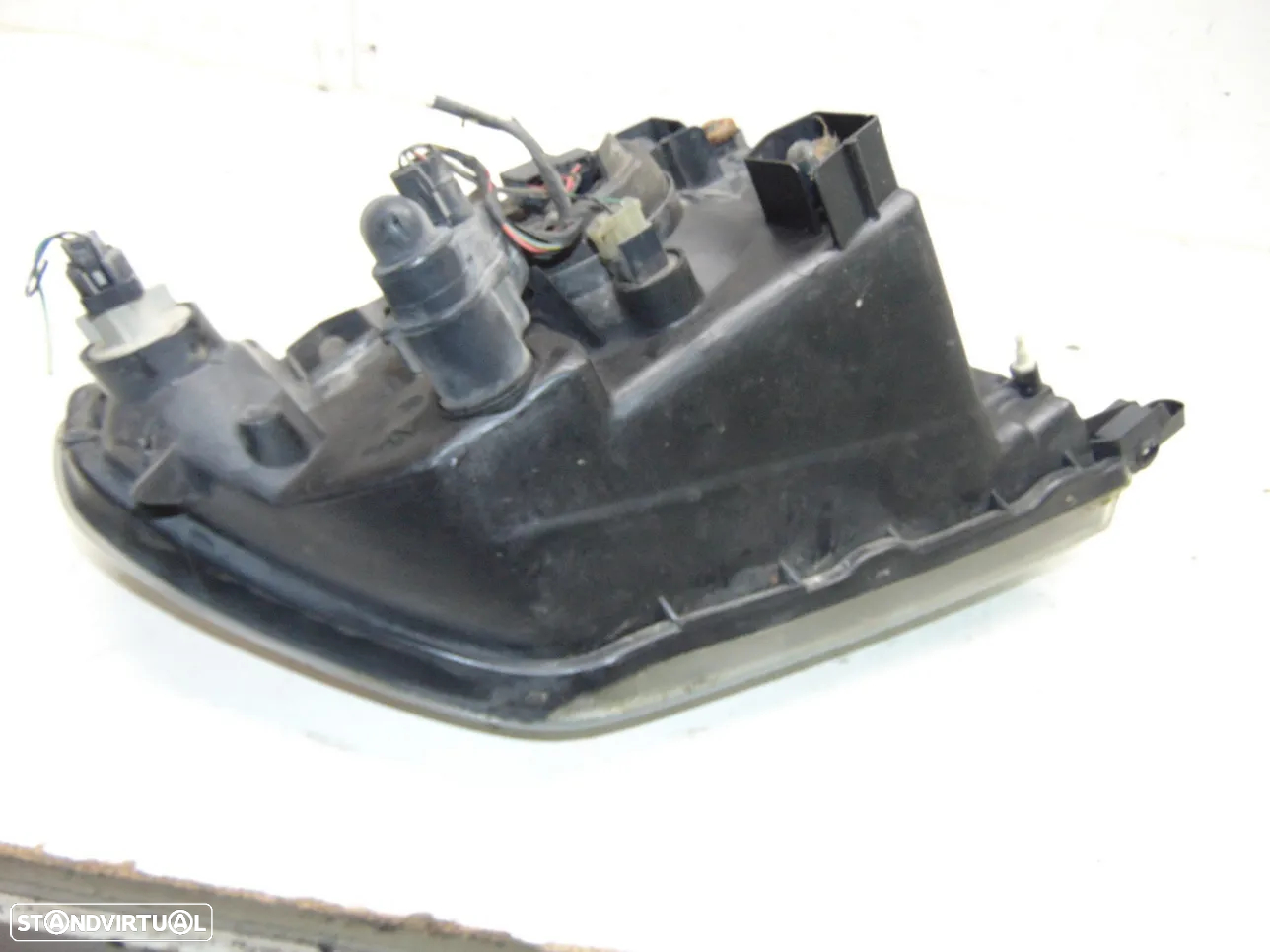 Mitsubishi Pajero Pinin farol - 5