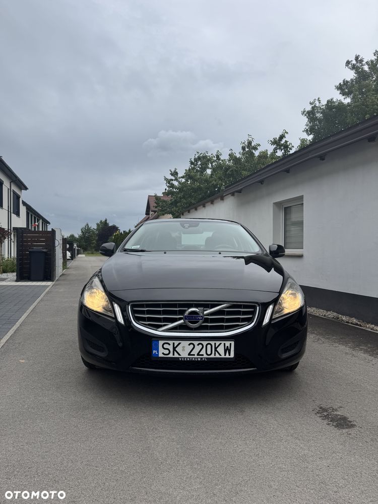 Volvo S60 D3 Momentum - 3