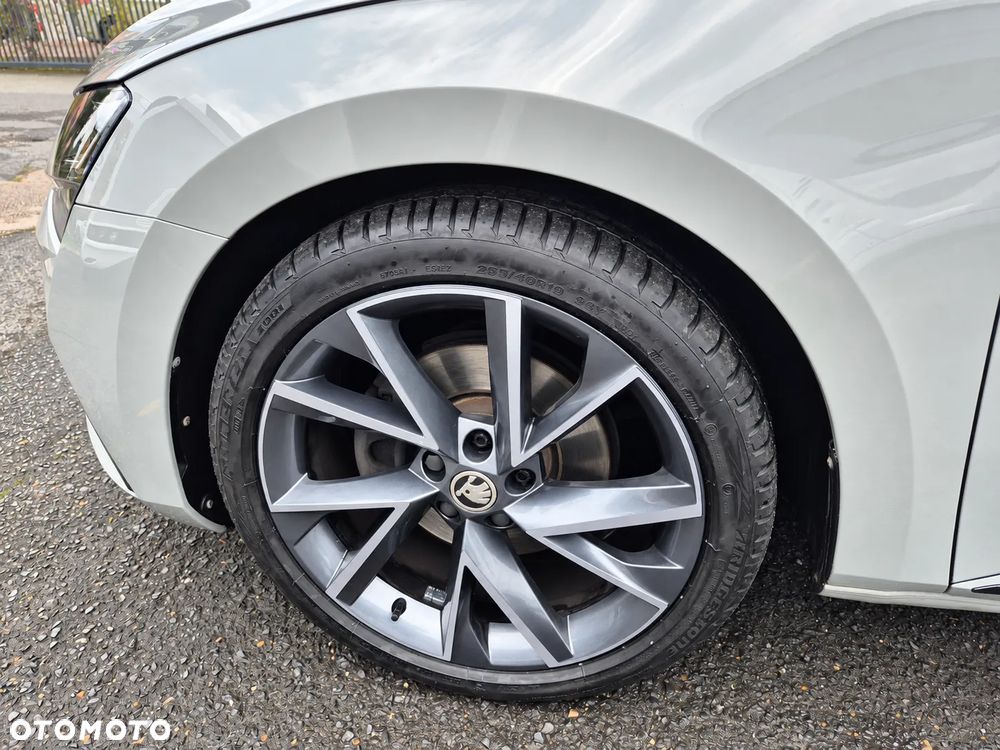 Skoda Superb 2021 photo 5