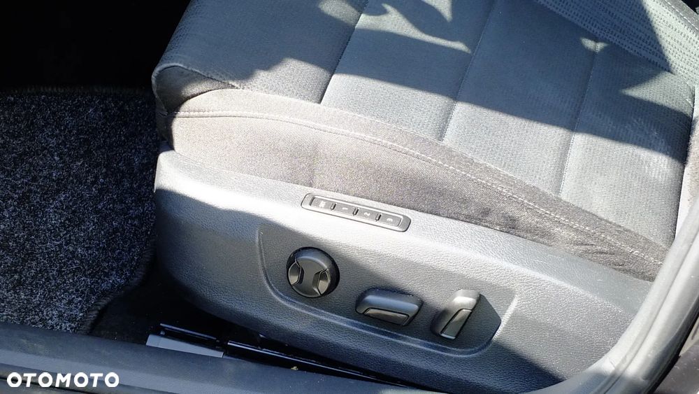 Skoda Superb 2.0 TDI Ambition - 15