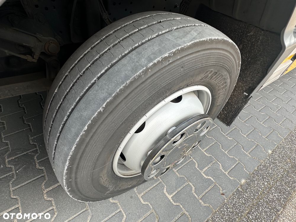 Mercedes-Benz Atego 1218  2016 / 2017 Pomoc Drogowa Laweta Widły - 16