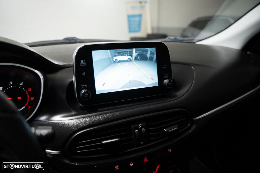 Fiat Tipo Station Wagon 1.3 M-Jet Lounge - 11