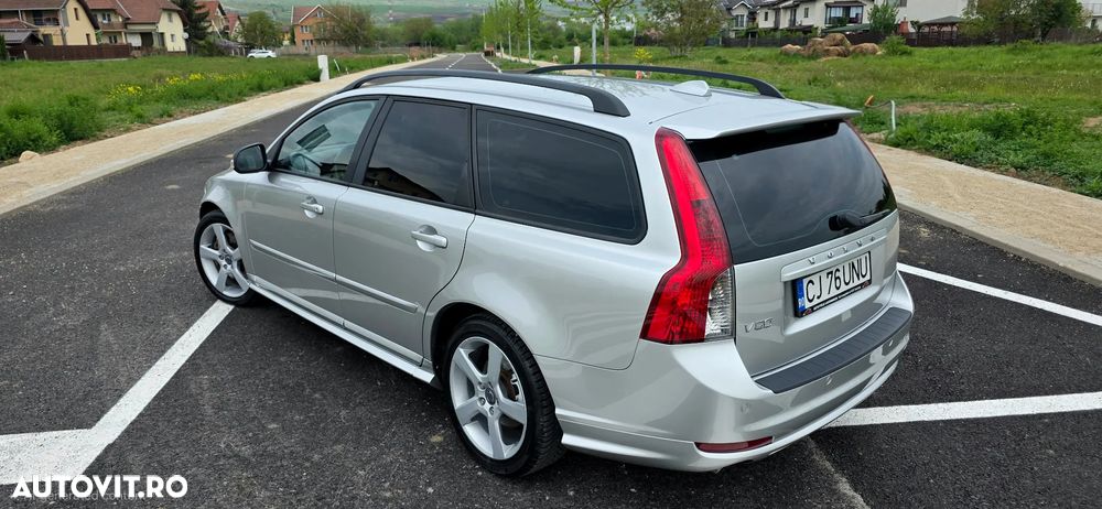 Volvo V50 DPF D4 RDesign Edition - 2