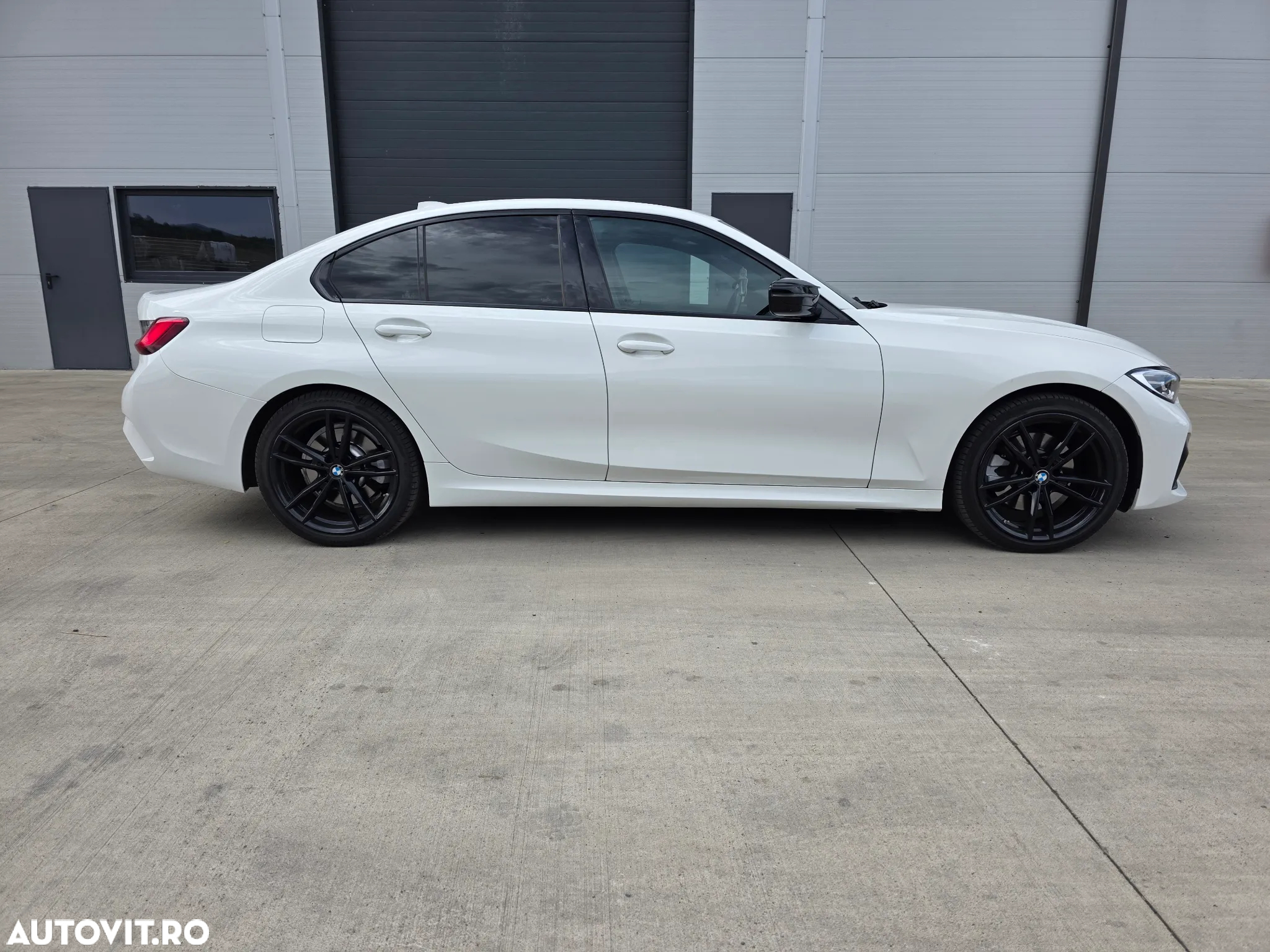 BMW Seria 3 330i xDrive Aut. M Sport - 7