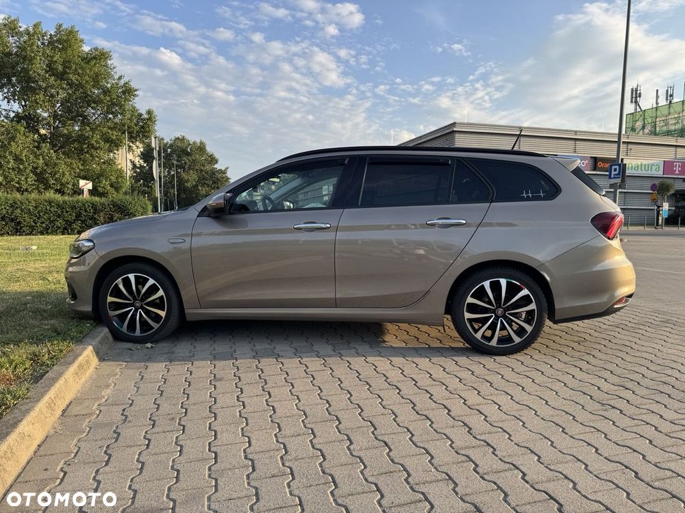Fiat Tipo 1.4 T-Jet 16v Lounge EU6d - 5