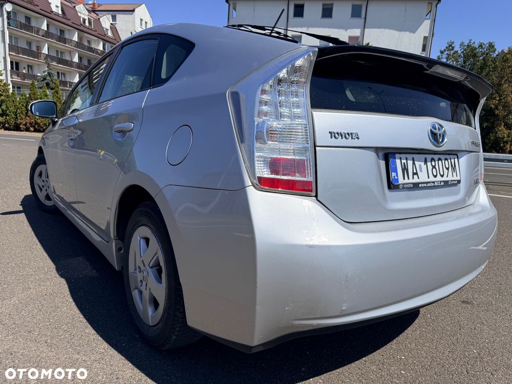 Toyota Prius - 10