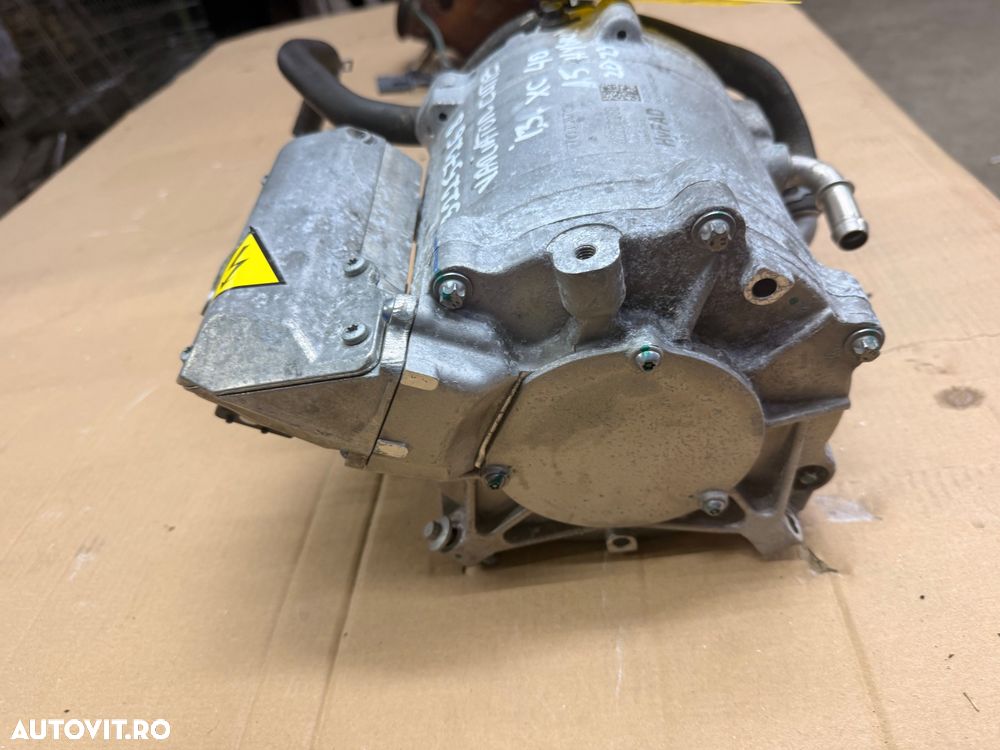 Generator, variator cutie viteze VOLVO XC40 1.5 Hybrid an 2017-2024 cu 15.000 km cod 32257268 - 4