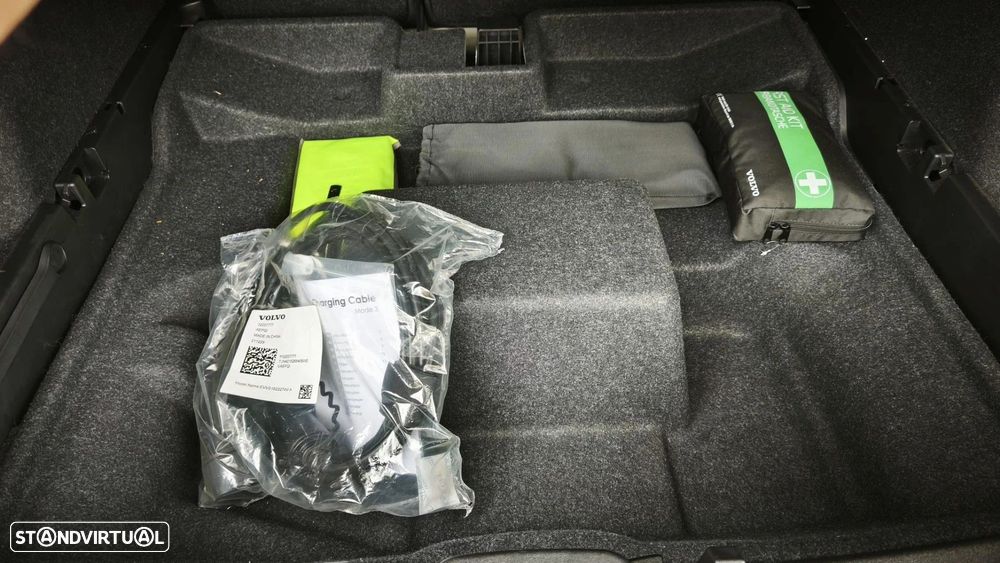 Volvo XC 40 1.5 T4 PHEV Plus Dark - 35