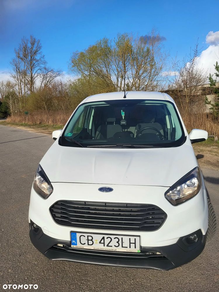 Ford Transit Courier - 3