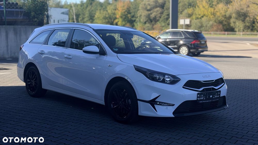 Kia Ceed - 1