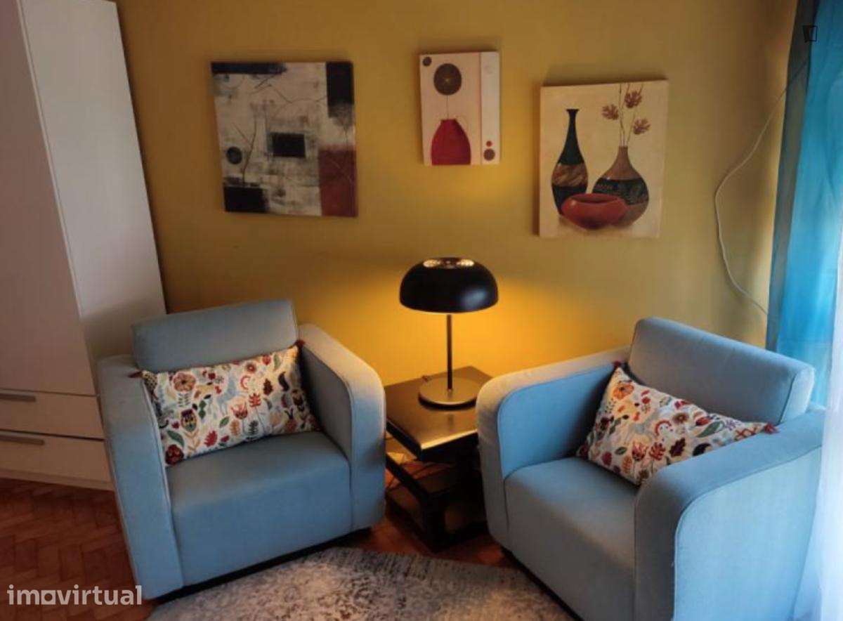 Quarto - localizado em Cedofeita Porto - Grande imagem: 3/8