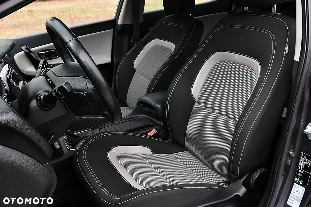 Kia Ceed 1.6 GDI XL DCT - 27