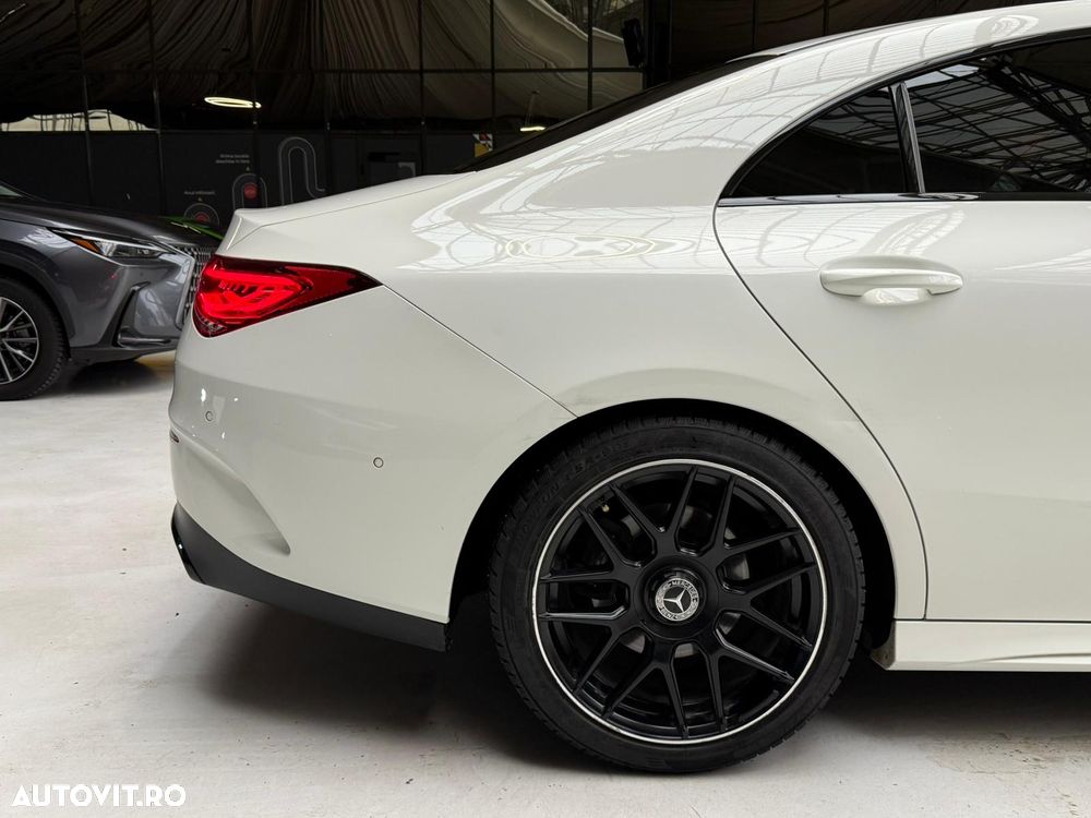 Mercedes-Benz CLA 220 4Matic 7G-DCT AMG Line - 8