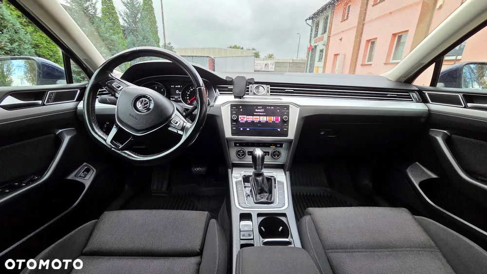 Volkswagen Passat 2017 photo 5