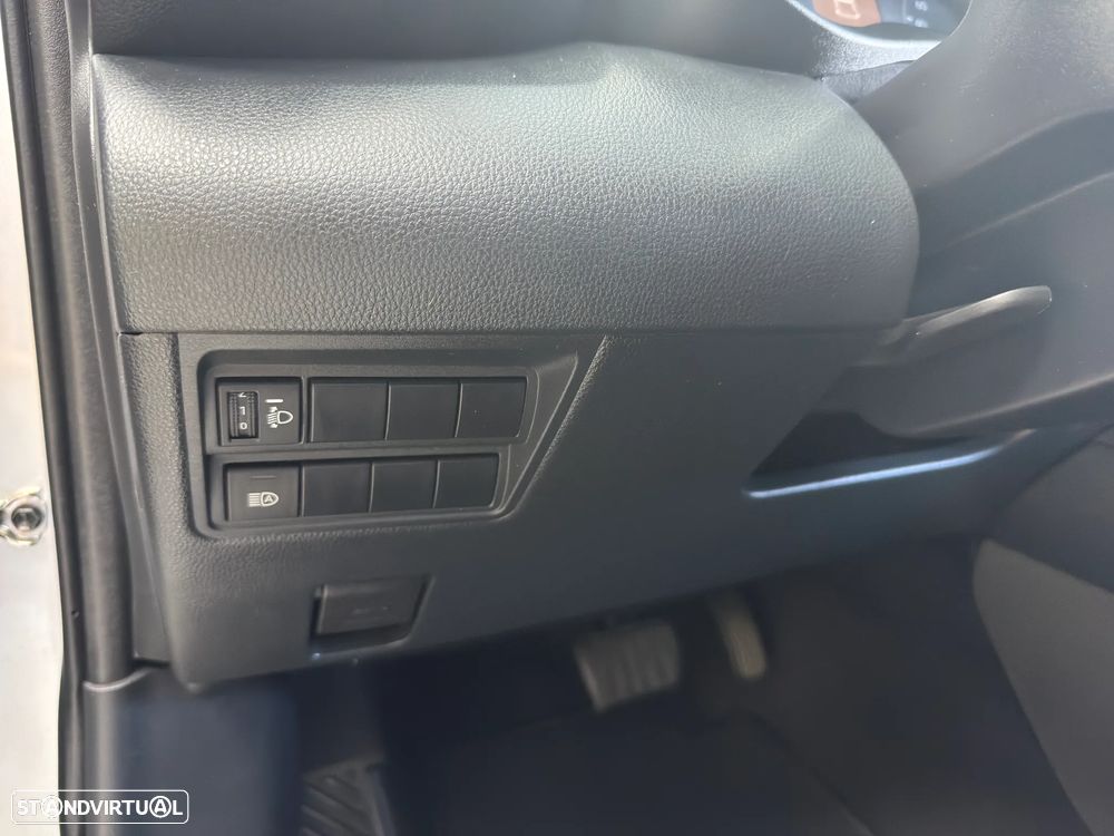 Toyota Yaris 1.5 HDF Comfort Plus - 14