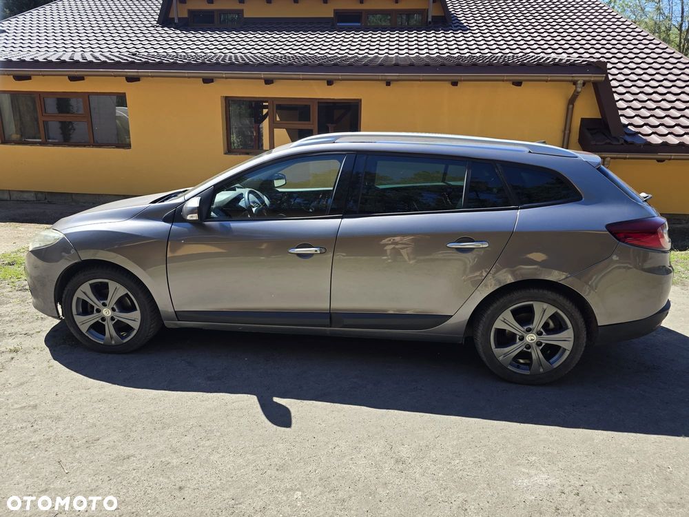 Renault Megane 2009 photo 2