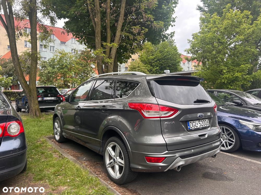 Ford Kuga 2.0 TDCi 4x4 Titanium - 4