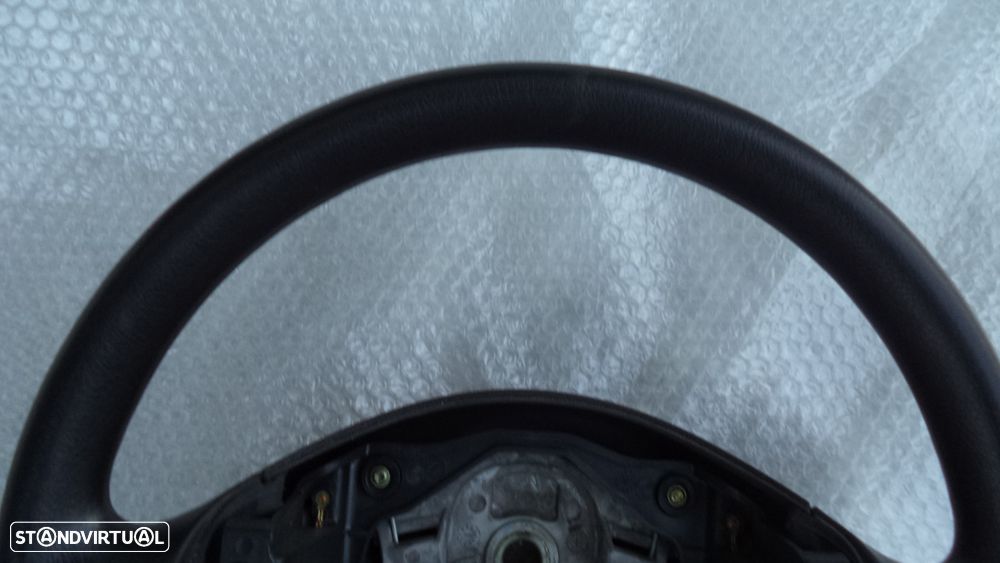 Volante Peugeot 307 em bom estado - 3