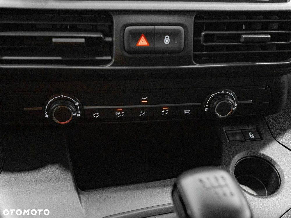 Toyota Proace City - 16