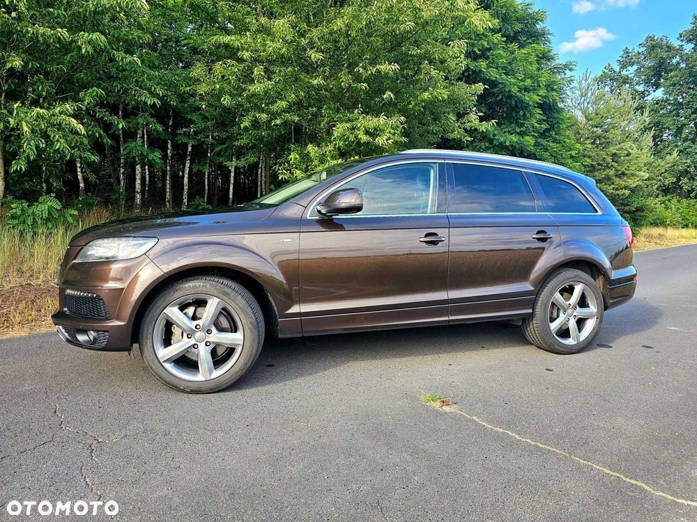 Audi Q7 - 7