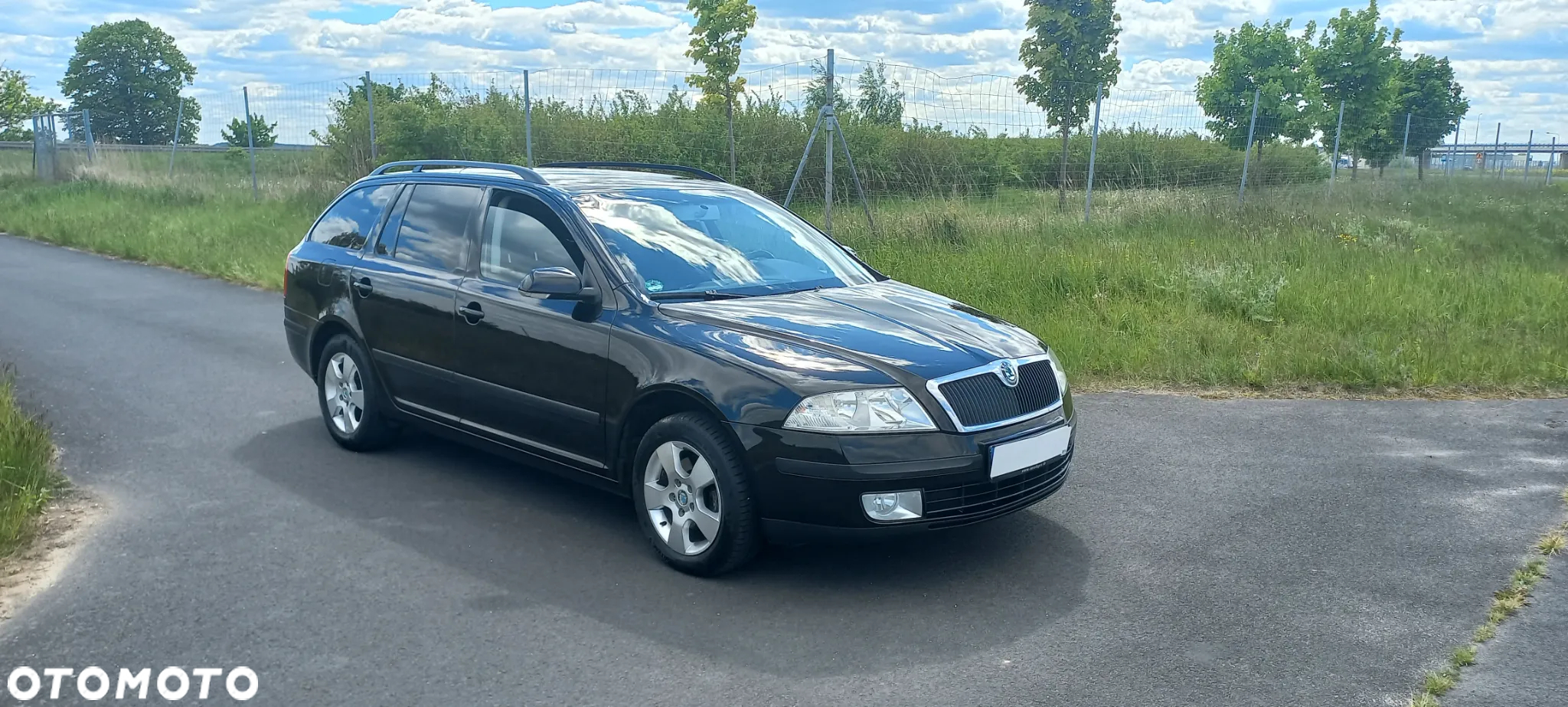 Skoda Octavia 1.6 Ambiente - 12