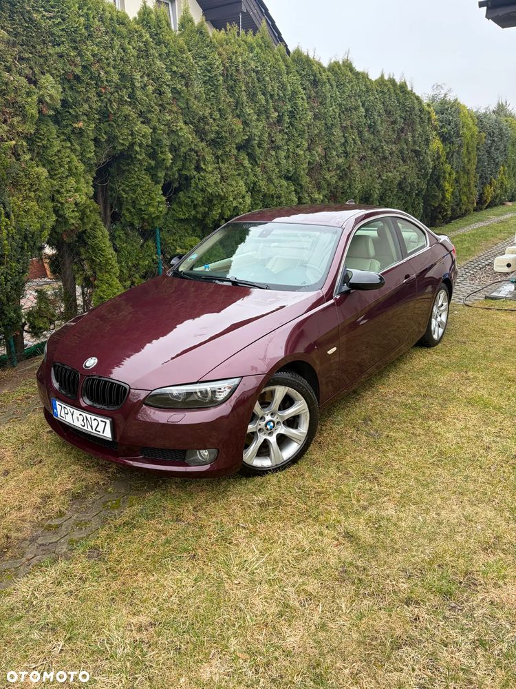 BMW Seria 3 330i - 2