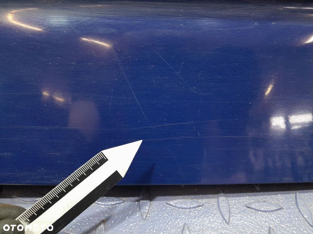 TOYOTA COROLLA VERSO II 04- TYLNA KLAPA BAGAŻNIKA 8Q4 - 9