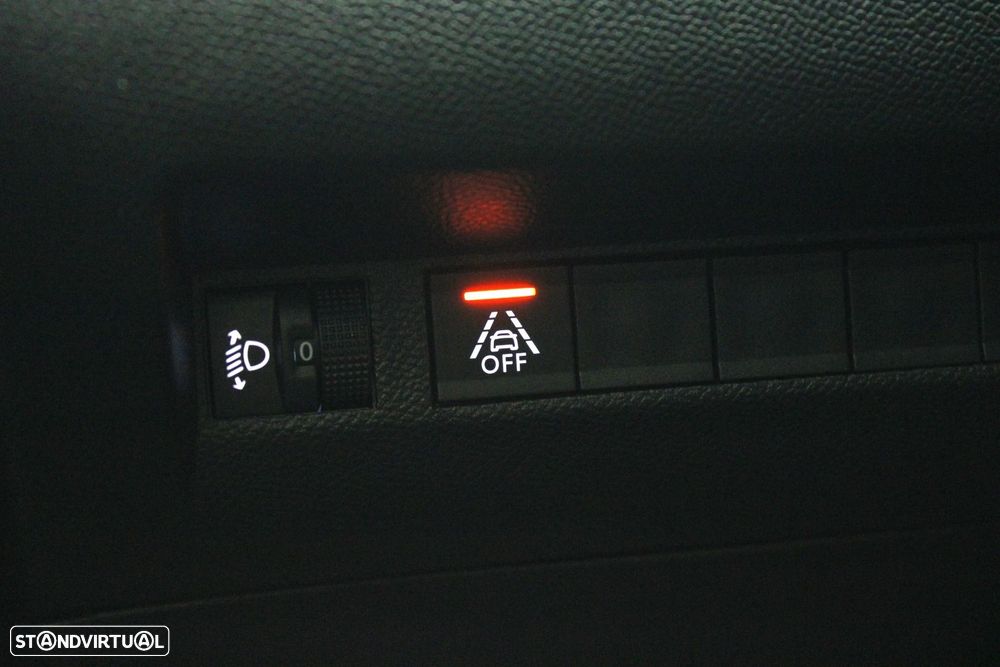 Peugeot e-2008 50 kWh Allure Pack - 11