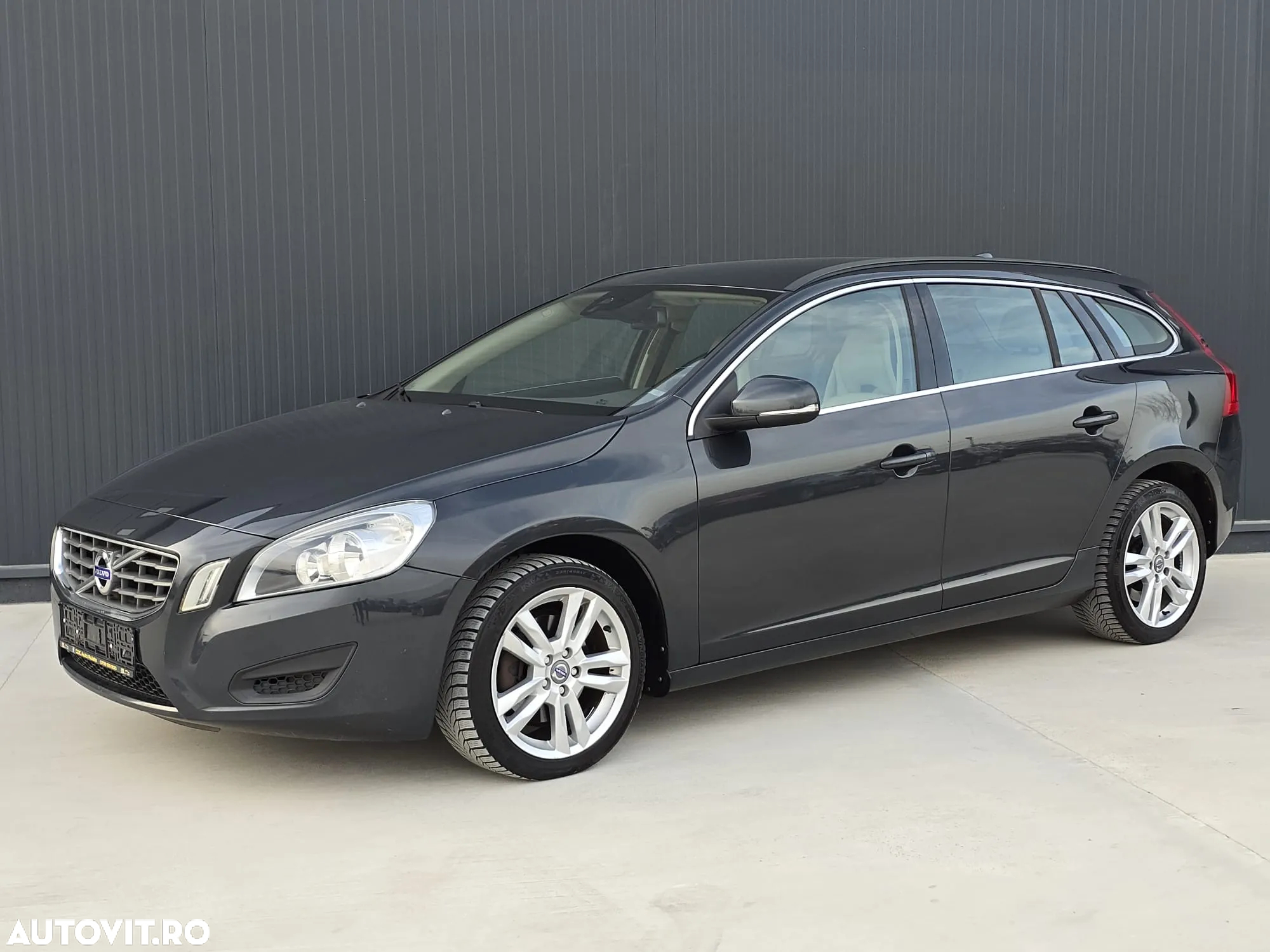 Volvo V60 D3 Start-Stop Momentum - 4