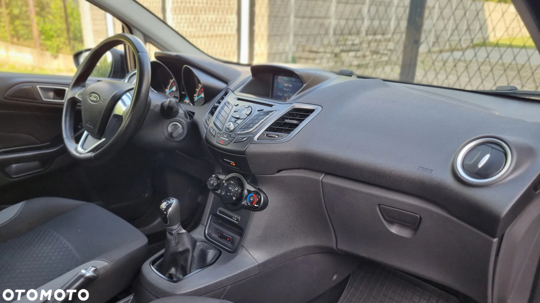 Ford Fiesta 1.25 Celebration - 13