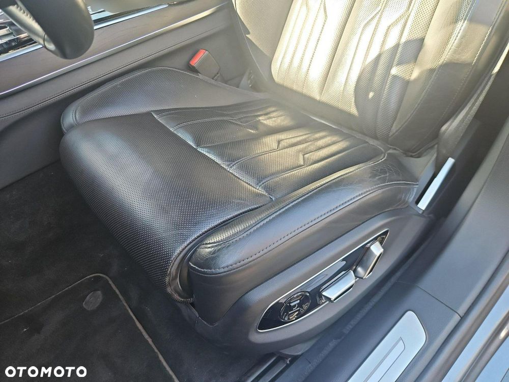 Audi A8 50 TDI quattro tiptronic - 17