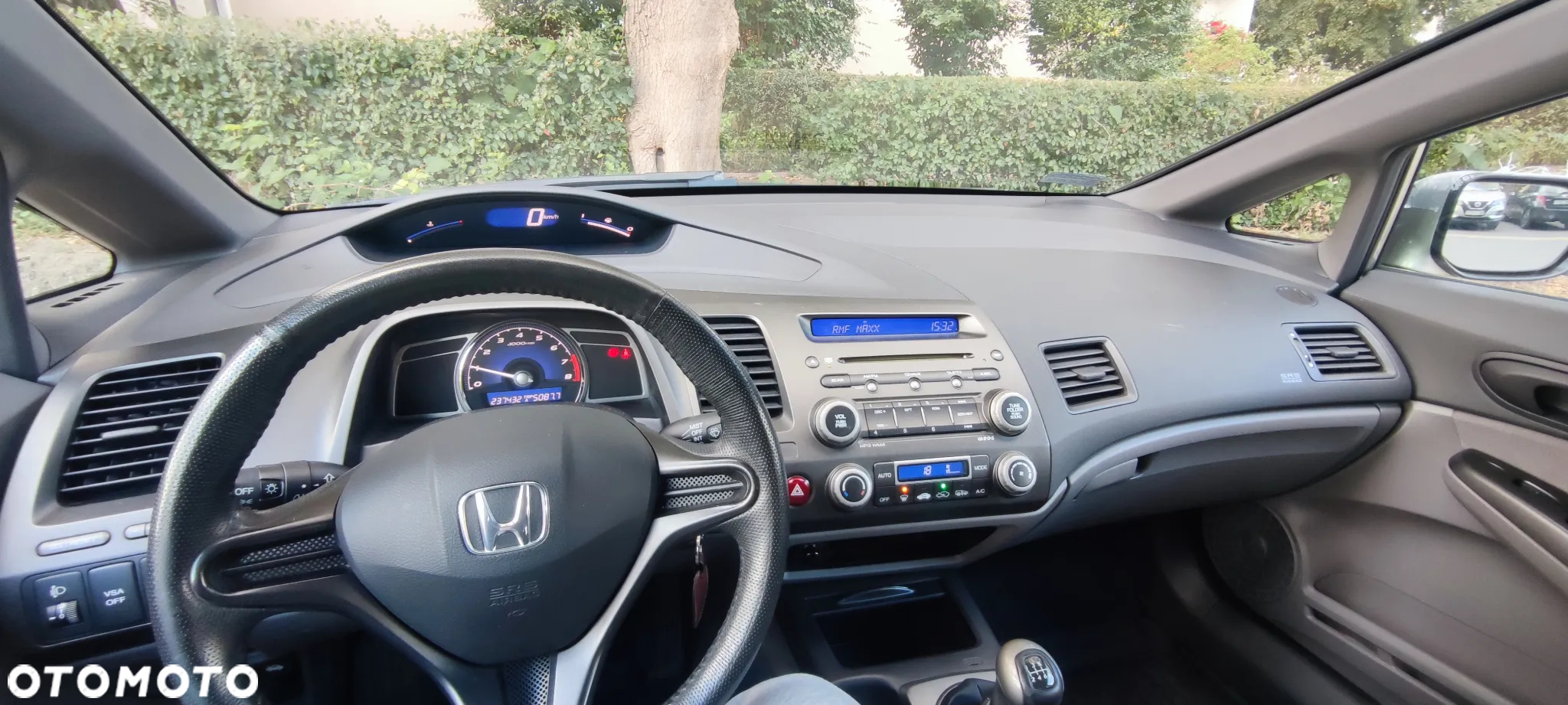 Honda Civic 1.8 Comfort - 10