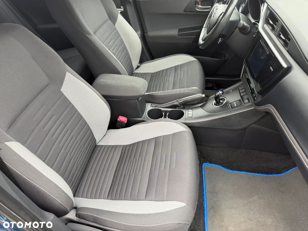 Toyota Auris 1.8 VVT-i Automatik Edition-S - 22