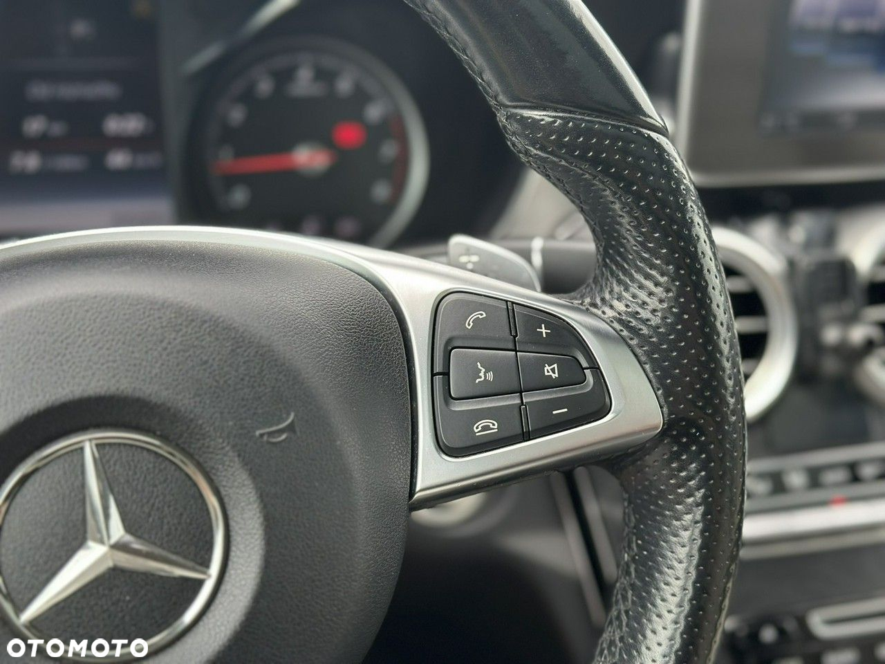 Mercedes-Benz Klasa C - 23