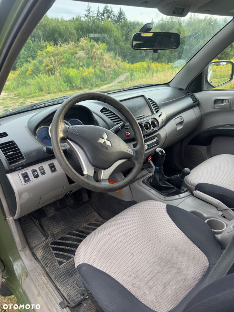 Mitsubishi L200 - 5
