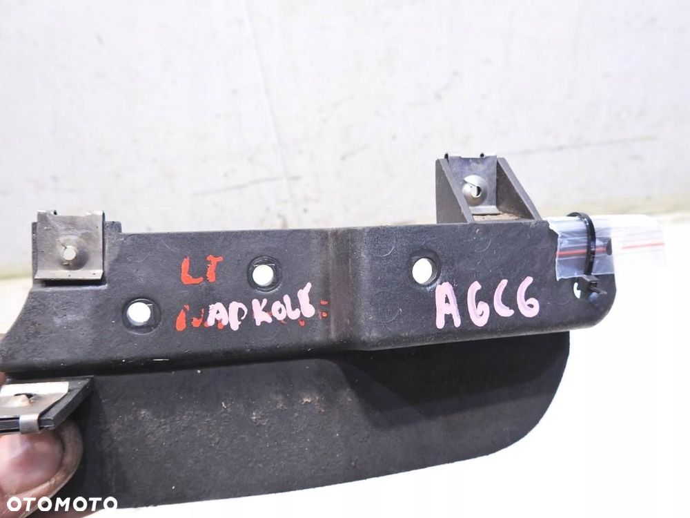 CHLAPACZ LEWY TYŁ AUDI A6 C6 4F0853833 - 2