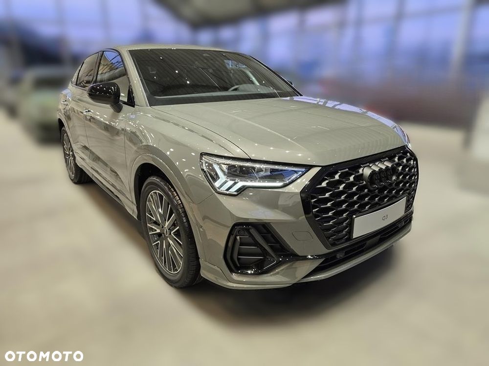 Audi Q3 Sportback - 3
