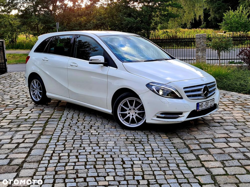 Mercedes-Benz Klasa B 200 7G-DCT AMG Line - 34