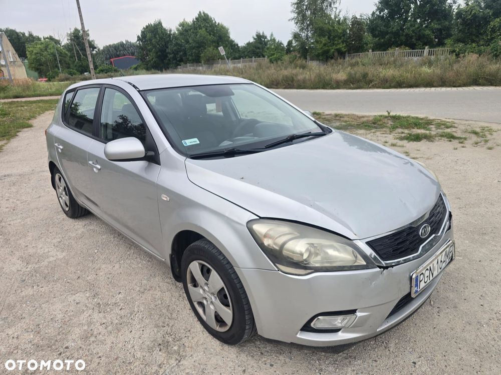 Kia Ceed 1.6 Comfort + - 2