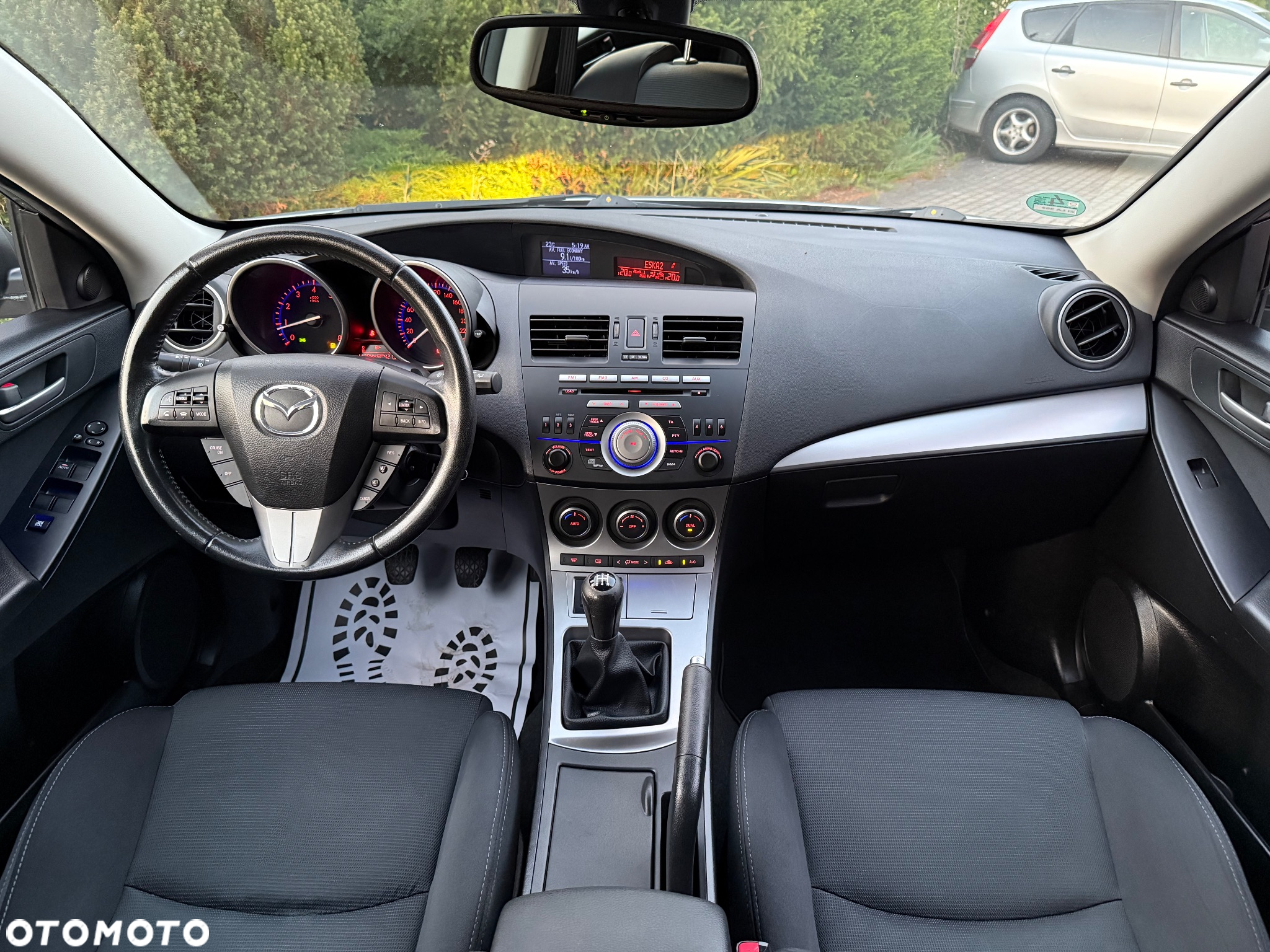 Mazda 3 1.6 Exclusive - 17