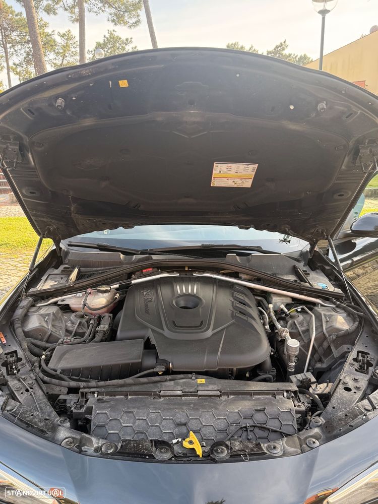 Alfa Romeo Giulia 2.2 D - 12