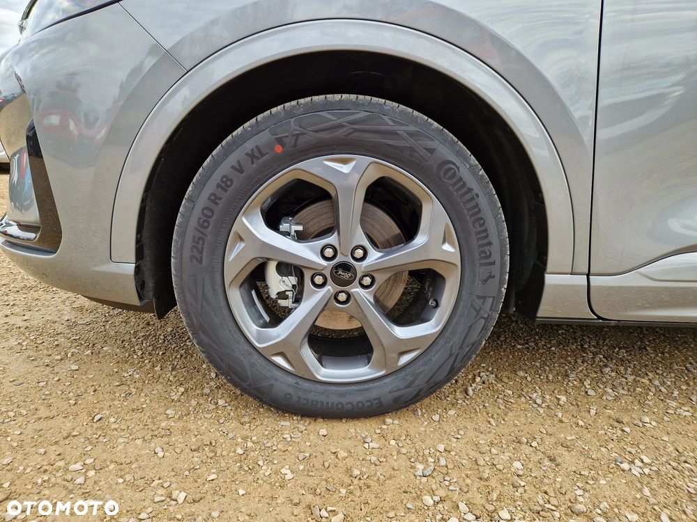 Ford Kuga 1.5 EcoBoost FWD ST-Line - 11