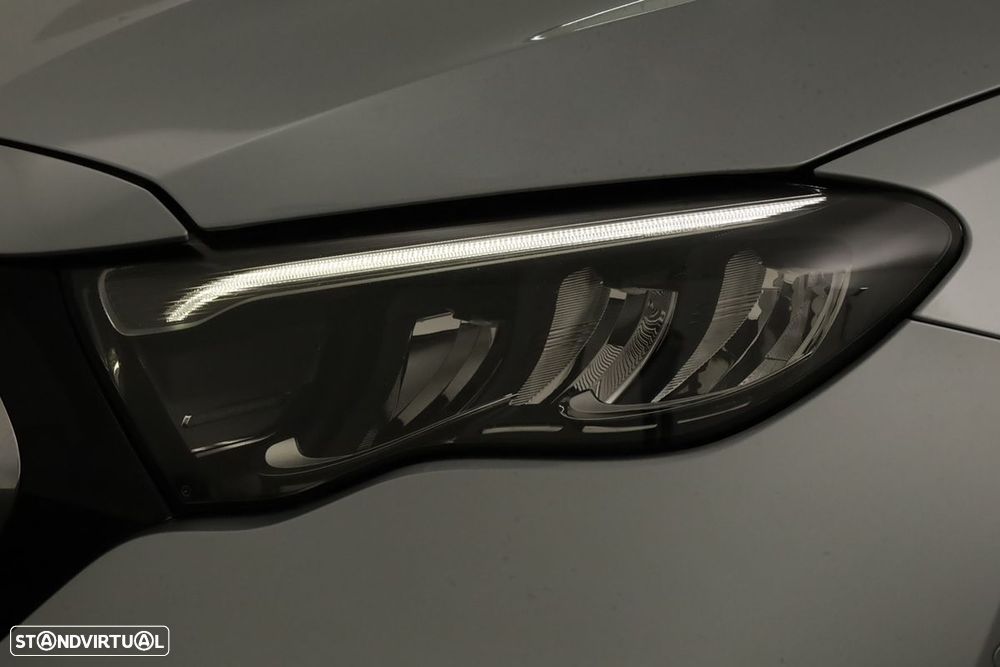 Mercedes-Benz E 300 de AMG Line - 6