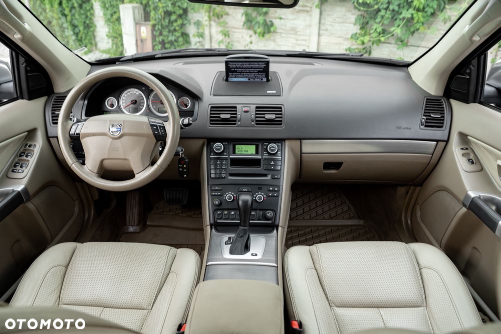 Volvo XC 90 D5 AWD Geartonic Executive - 27