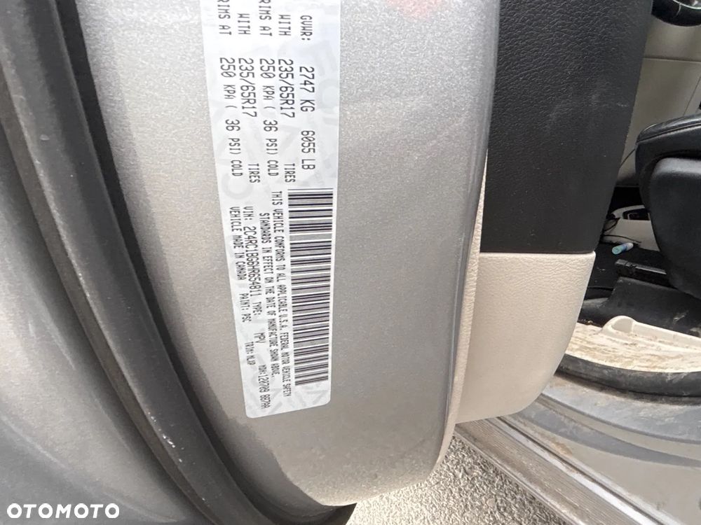 Chrysler Pacifica - 22