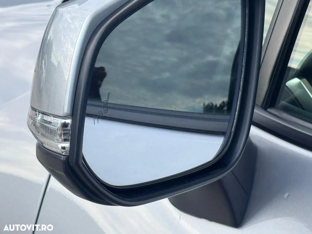 Toyota RAV4 - 24
