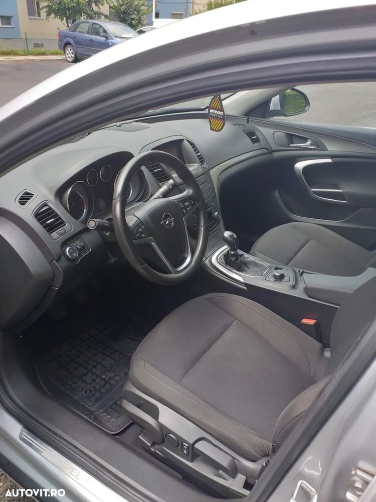 Opel Insignia - 6