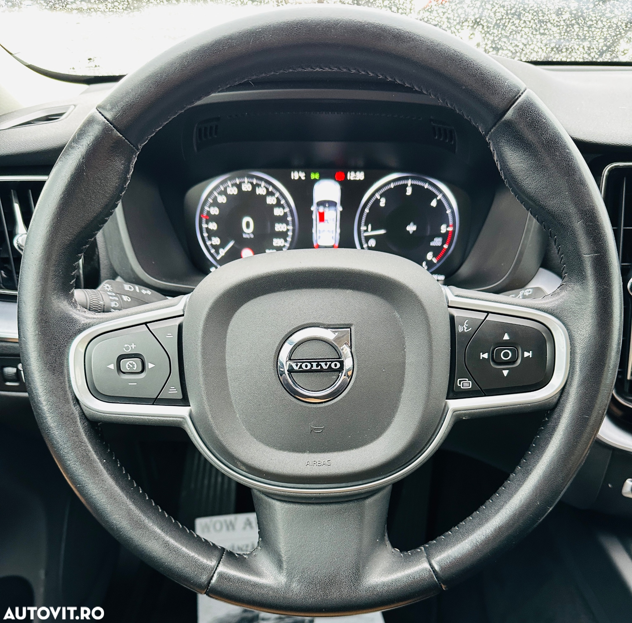 Volvo XC 60 - 36