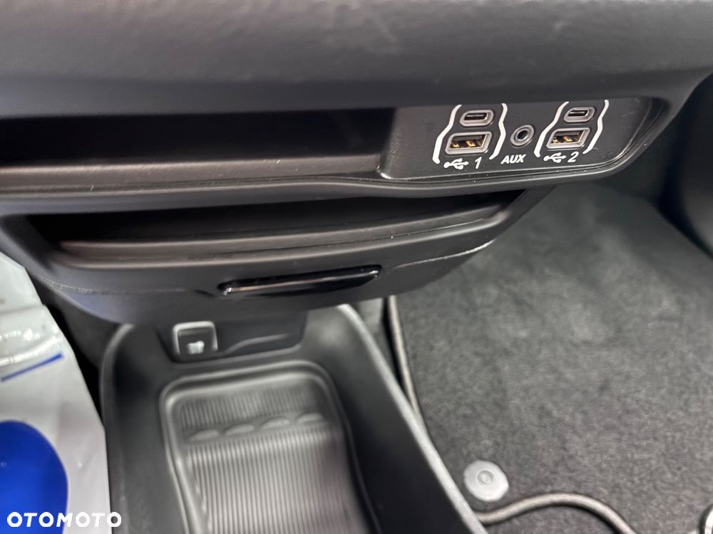 Chrysler Pacifica - 19