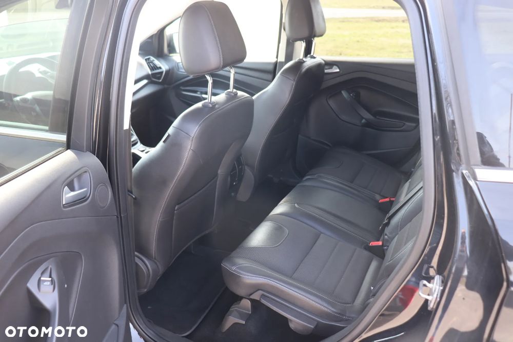 Ford Kuga 2.0 TDCi 4x4 Titanium - 22